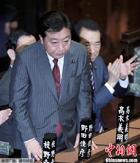 日本新首相從頭開始 光顧低價理發店顯平民作風