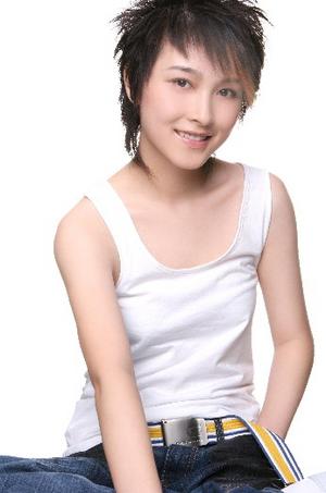 厲娜謝霆鋒齊獻聲(圖)