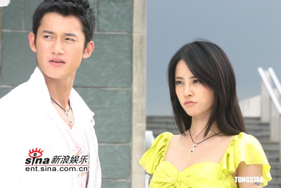 蔡依林談情展少女?huà)尚?圖)