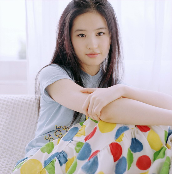 劉亦菲初試啼聲發行新專輯 9月《放飛美麗》(圖)