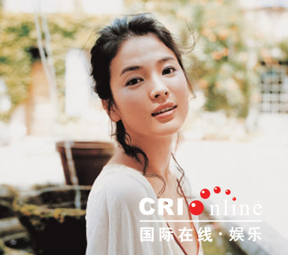 宋慧喬意大利街頭情嫵媚動人(組圖)