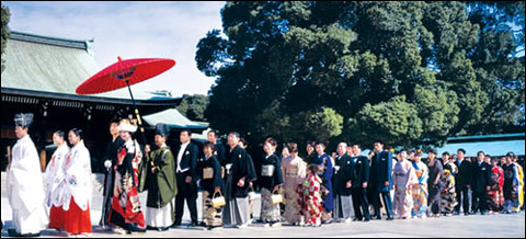 日本人最愛到明治神宮結婚