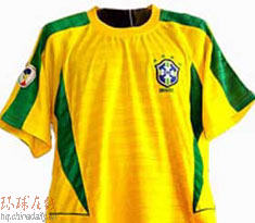 世界杯:色彩圖案質(zhì)地 選好隊(duì)服幫助奪冠