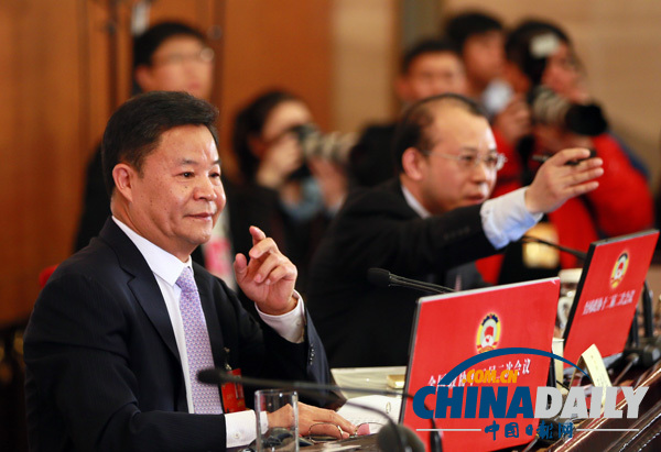 全國政協十二屆二次會議舉行新聞發布會