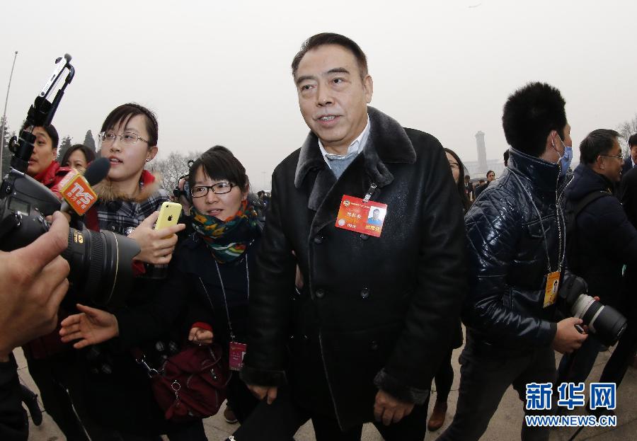 兩會(huì)直擊：被記者
