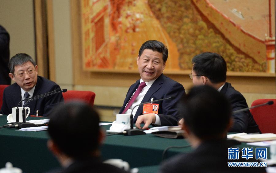 習(xí)近平參加上海代表團(tuán)審議時(shí)強(qiáng)調(diào)：百舸爭(zhēng)流，奮楫者先