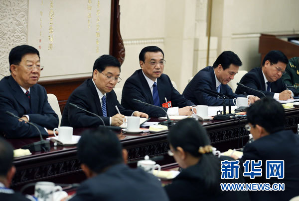李克強分別參加云南、山西代表團審議 強調不斷提高城鄉(xiāng)居民生活水平
