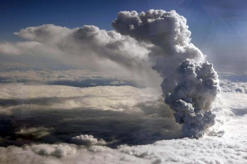 冰島火山灰來襲 英國所有機場關閉萬人滯留