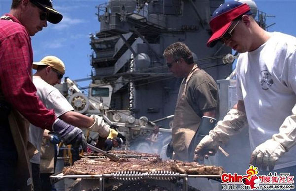 看了這個(gè)你就知道為啥美軍很多胖子