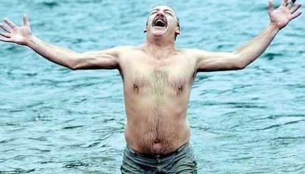 怪！世界竟有如此奇特的過年習俗(組圖)