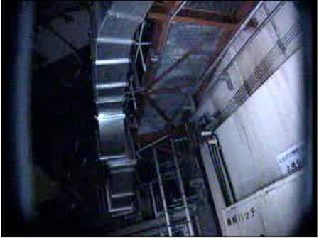 機器人拍攝福島核電站1號機組反應堆內景象