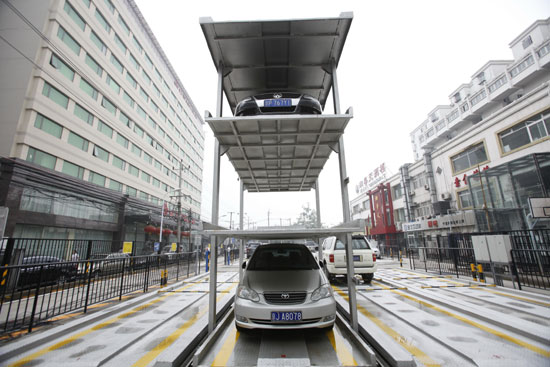 立體停車場(chǎng)亮相北京車輦店胡同（組圖）
