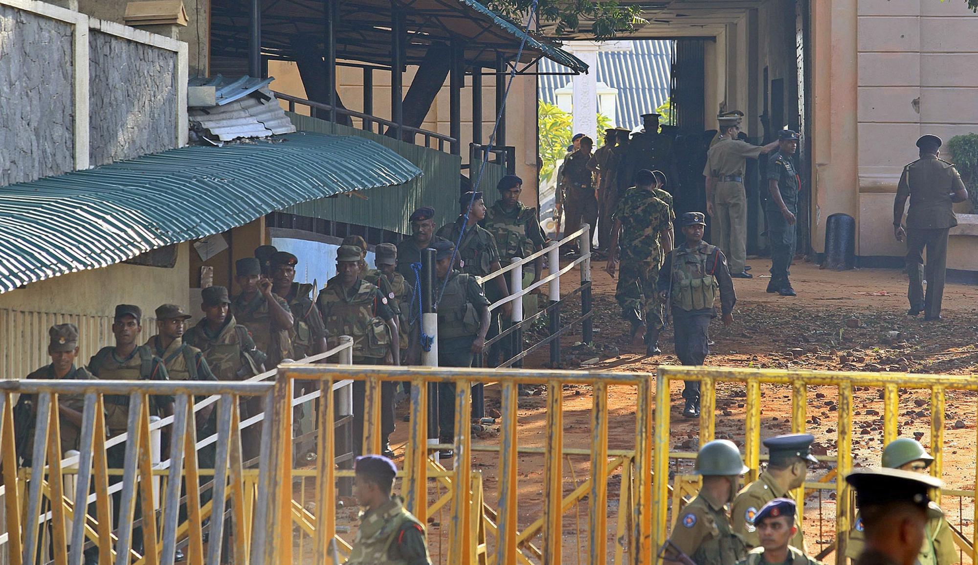 斯里蘭卡最大監獄發生騷亂至少27人死亡 軍方出手控制局勢