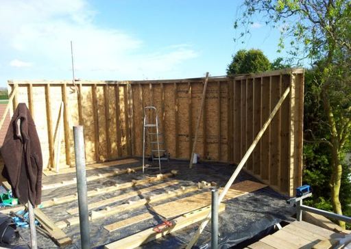 英國商人打造全英最豪華樹屋 不超200英鎊一晚