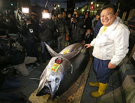 日本金槍魚拍出1.5億日元 再創價格新高