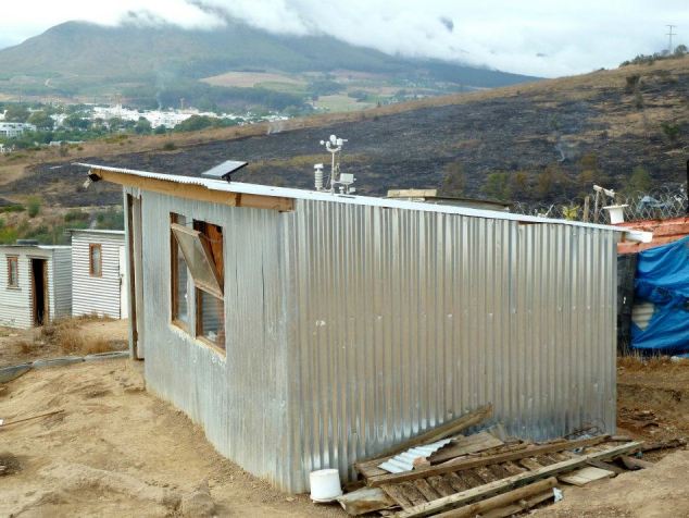 南非研發(fā)“i系列”太陽能改良棚屋 改善貧民窟生活立大功