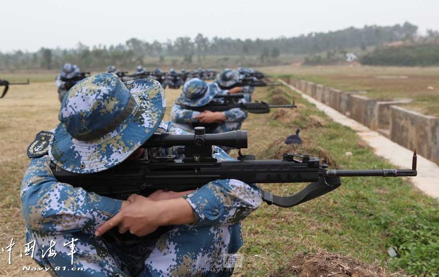 探秘：海軍狙擊手錘煉百發(fā)百中神技