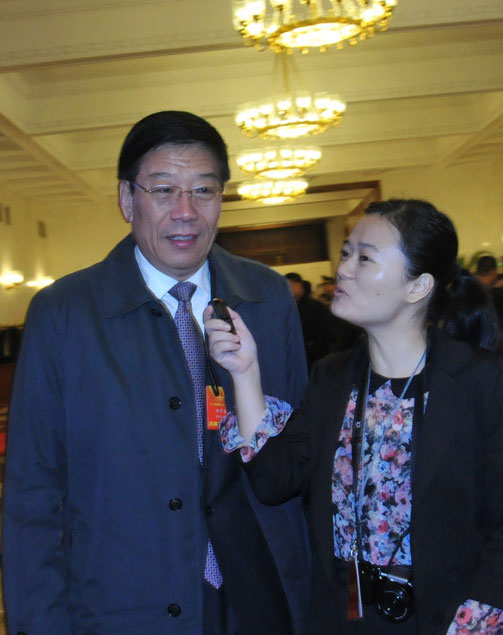 徐守盛：城鎮(zhèn)化絕不是簡單“造城”
