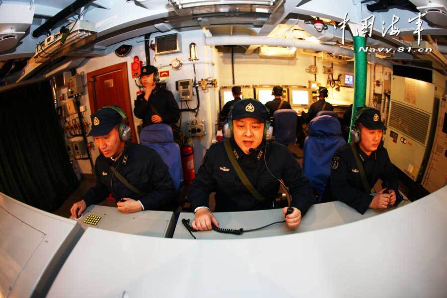 中國海軍特混編隊在東海訓練海空作戰