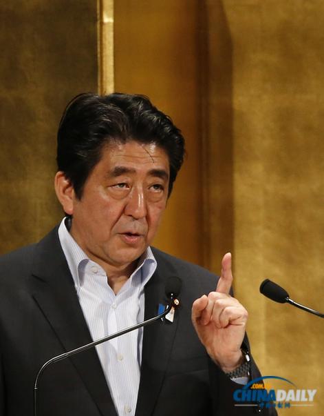 身體狀況不佳 安倍晉三夜里到醫院吸氧
