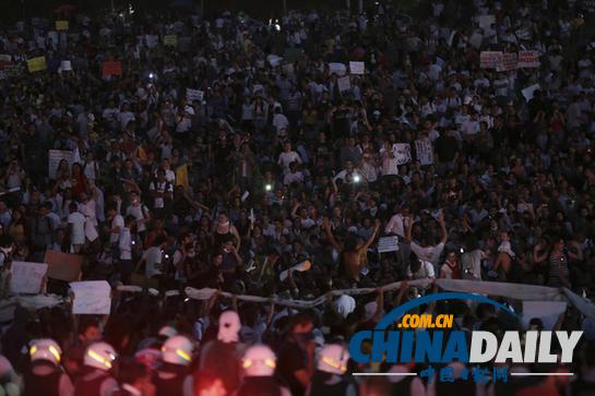 巴西總統(tǒng)為民眾抗議活動深感驕傲 承諾改善民生