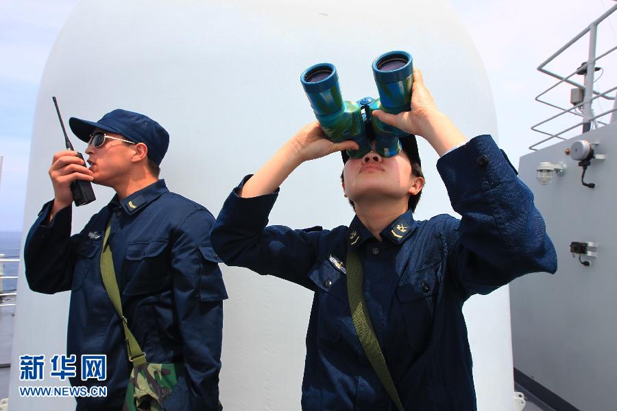 日本防衛省稱中國海軍艦艇首次通過宗谷海峽（組圖）