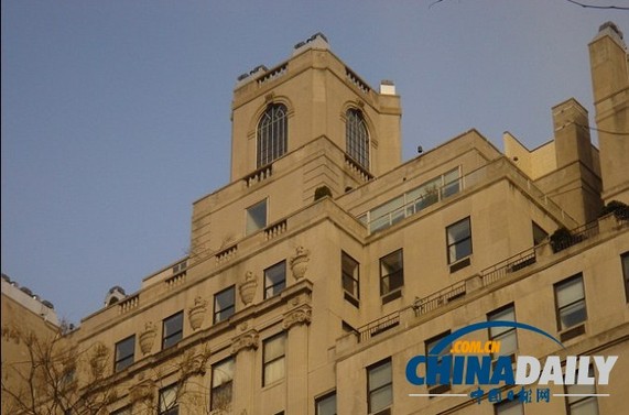 鄧文迪重金新聘頂尖離婚律師 欲爭奪三大塊權益