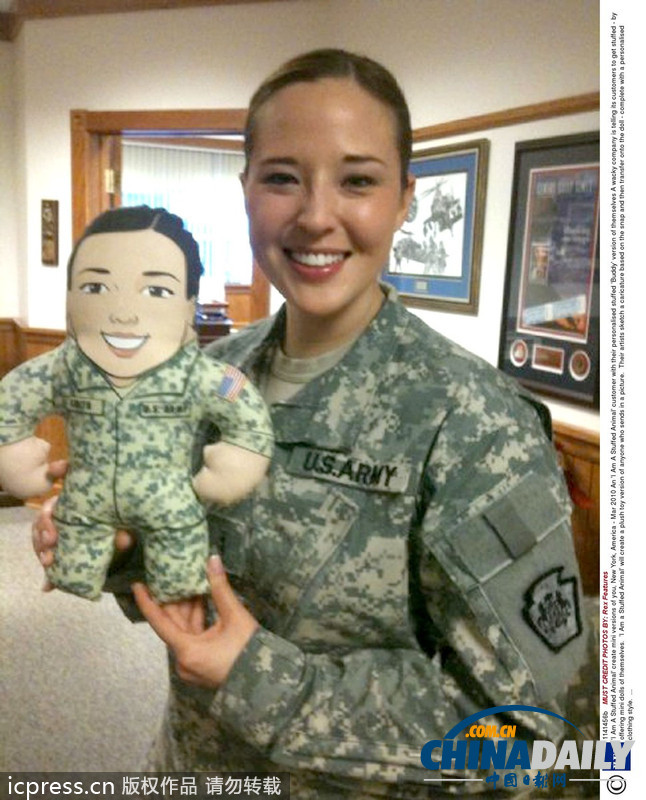 綠色軍營柔美風景線 盤點世界各國女兵誰最美（組圖）