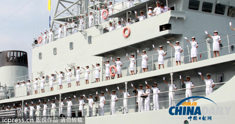 中國海軍“鄭和”號訓練艦到訪韓國（高清組圖）