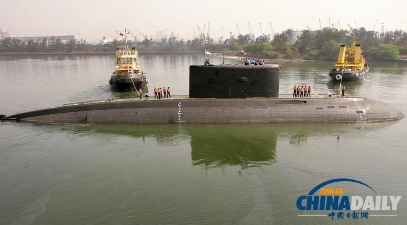 印度海軍潛水艇爆炸起火 18人下落不明（組圖）