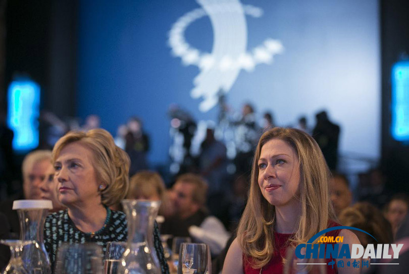 2013克林頓全球倡議大會(huì)舉行 切爾西助陣與玩偶對(duì)話