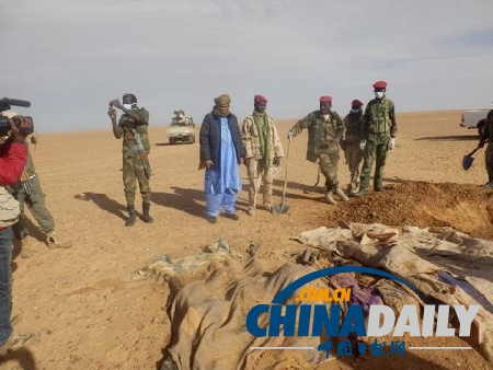 尼日爾移民車沙漠拋錨 致87人脫水而死（圖）