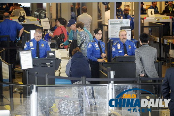 洛杉磯機場3號航站樓重新開放 安保措施加強