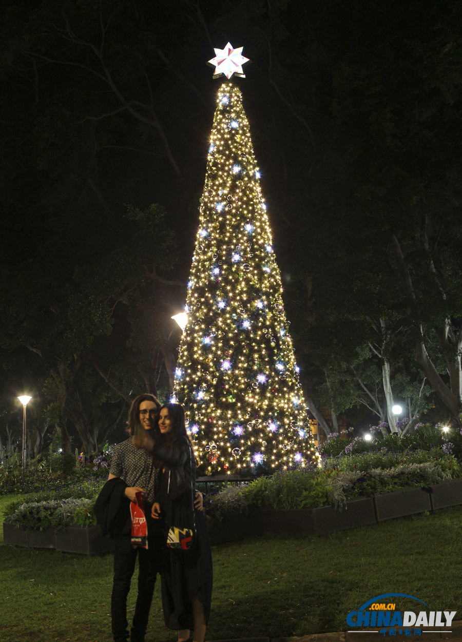 悉尼燈光璀璨迎圣誕