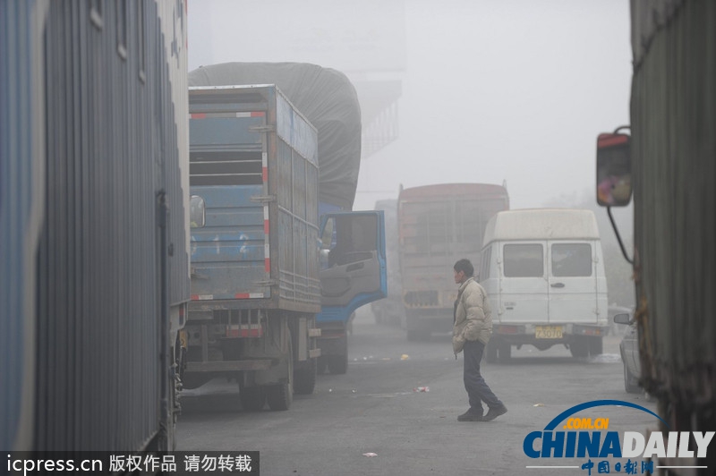 各地霧霾持續 浙江多條高速公路封道