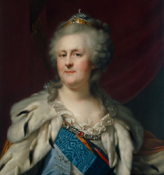 英國首相與俄國女皇長得像?!對比照網(wǎng)上躥紅