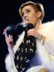 2013年美國10大新聞：韓亞空難上榜