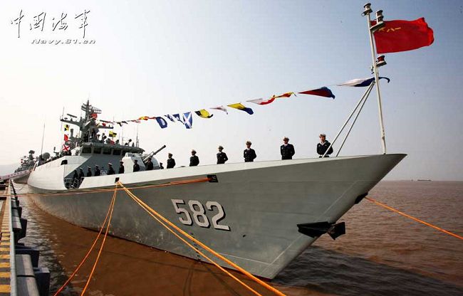【盤(pán)點(diǎn)】中國(guó)海軍一年入列的17艘軍艦