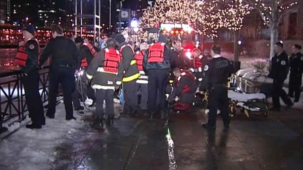 美3名華裔學生跳入冰河撿手機 2死1傷