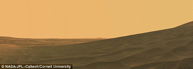 火星車圖片展在美開(kāi)幕 十年火星旅程精彩無(wú)限(組圖)