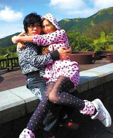 吳奇隆劉詩詩17歲之差 港臺大叔都愛找內(nèi)地嫩妻？