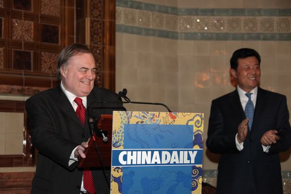 <FONT color=red>定位獨特 內容獨到<BR>《中國日報歐洲版》迅速建立影響力</FONT>