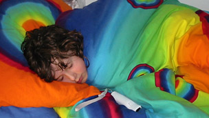 Was your mum right to send you to bed? 你幾點(diǎn)睡覺(jué)？
