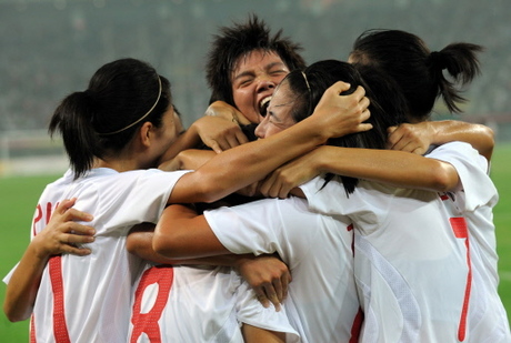 The home fans gave us great support，and maybe that is why so many countries would like to host Olympics. ——Shang Ruihua