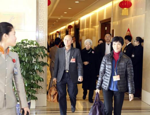 反腐致博彩業(yè)萎縮 澳門(mén)思轉(zhuǎn)型