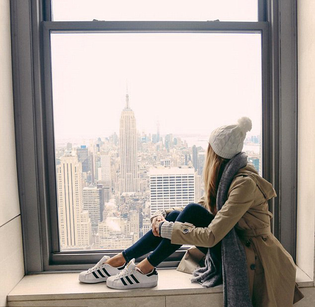 唯美“窗臺寫真”風靡社交網絡（組圖）