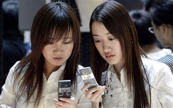 為什么中國女性如此熱愛自拍修圖？