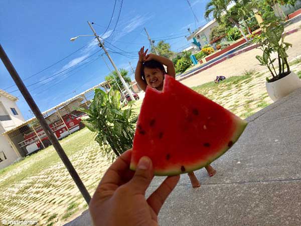 清涼一夏！魔性“西瓜裙”風靡社交網(wǎng)絡