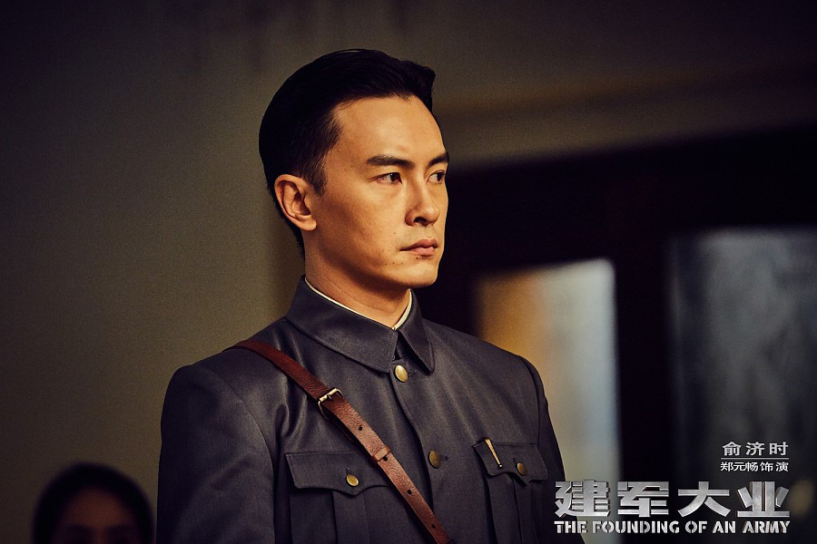 制服誘惑：國內演員誰穿軍裝最有范兒？（組圖）