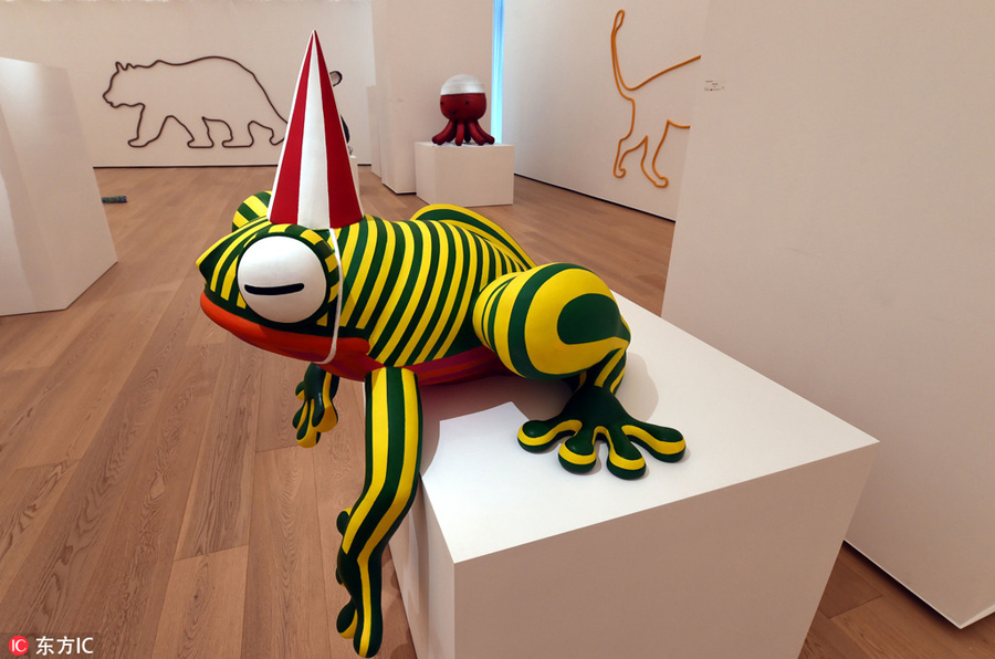“大黃鴨之父”霍夫曼首次亞洲開(kāi)展 大河馬月球兔胖猴子都來(lái)了（組圖）